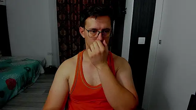 sexxymuscles4u online show from 13, 9, 2025