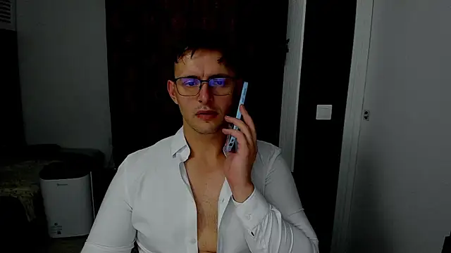 sexxymuscles4u online show from 14, 11, 2025