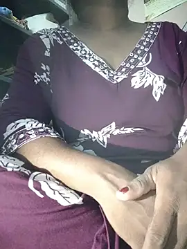 yoursnandu01 online show from 19, 6, 2026