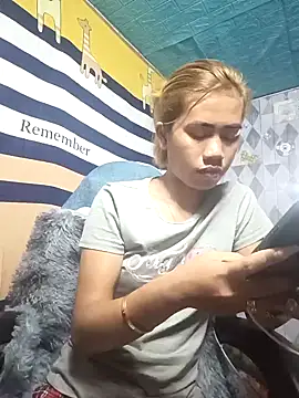 Cutie body11 online show from 13, 12, 2024