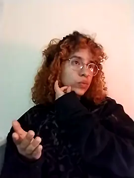 Snapshot of EmmaMelissa0521 chatting on 19, 11, 2025 EmmaMelissa0521 online show from 19, 11, 2025