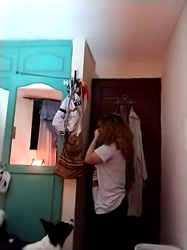 Snapshot of EmmaMelissa0521 chatting on 28, 11, 2025 EmmaMelissa0521 online show from 28, 11, 2025