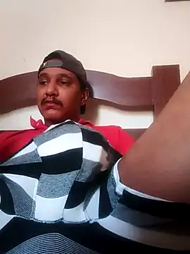 Snapshot of Faelpauzudo13 chatting on 23, 2, 2026 Faelpauzudo13 online show from 23, 2, 2026