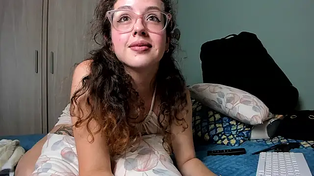 Cassandra Caiin online show from 15, 12, 2024