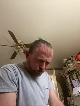 Snapshot of smokeymt420 chatting on 16, 2, 2025 smokeymt420 online show from 16, 2, 2025