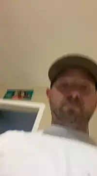 Snapshot of smokeymt420 chatting on 4, 3, 2025 smokeymt420 online show from 4, 3, 2025