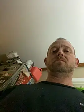 Snapshot of smokeymt420 chatting on 5, 3, 2025 smokeymt420 online show from 5, 3, 2025