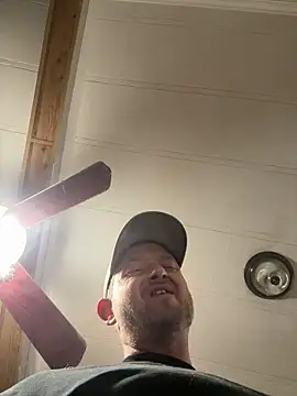 Snapshot of smokeymt420 chatting on 20, 11, 2025 smokeymt420 online show from 20, 11, 2025