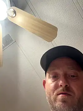 Snapshot of smokeymt420 chatting on 22, 11, 2025 smokeymt420 online show from 22, 11, 2025