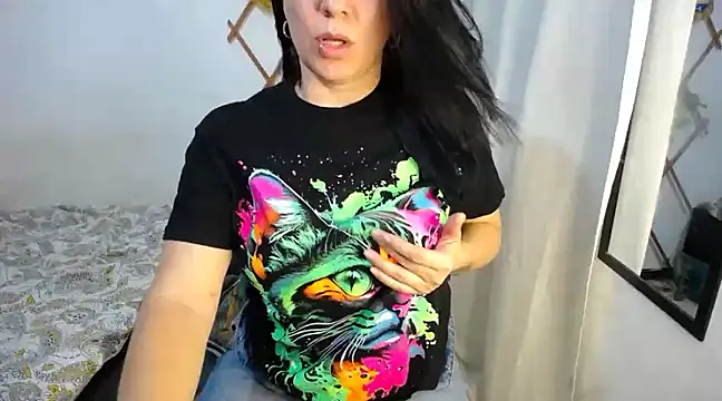 Snapshot of alexa_milsf chatting on 16, 1, 2025 alexa milsf online show from 16, 1, 2025