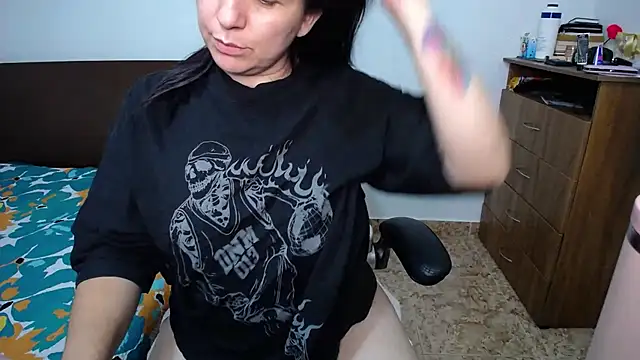 Snapshot of alexa_milsf chatting on 26, 10, 2025 alexa milsf online show from 26, 10, 2025