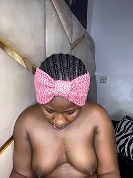 catty3232 online show from 12, 11, 2025