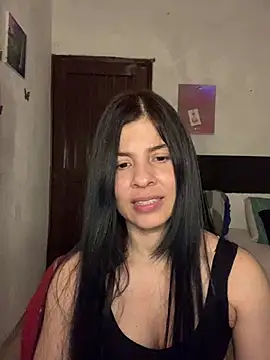Snapshot of Estefani_32 chatting on 18, 7, 2026 Estefani 32 online show from 18, 7, 2026