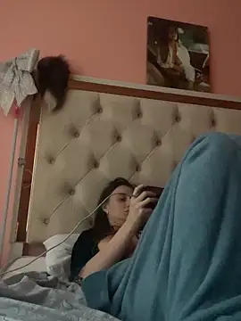 Flossy Vettie online show from 23, 11, 2025