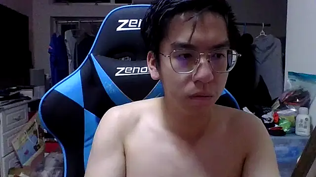 Snapshot of charlie_xdd chatting on 15, 3, 2025 charlie xdd online show from 15, 3, 2025