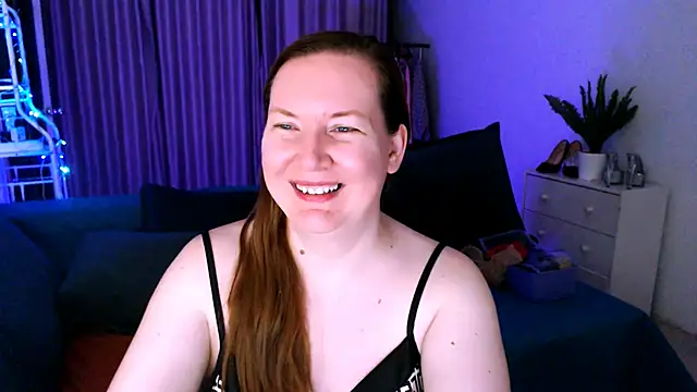 Snapshot of GoddessLara chatting on 26, 12, 2024 GoddessLara online show from 26, 12, 2024