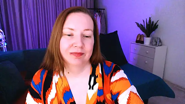 Snapshot of GoddessLara chatting on 15, 1, 2025 GoddessLara online show from 15, 1, 2025