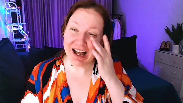 Snapshot of GoddessLara chatting on 12, 3, 2025 GoddessLara online show from 12, 3, 2025