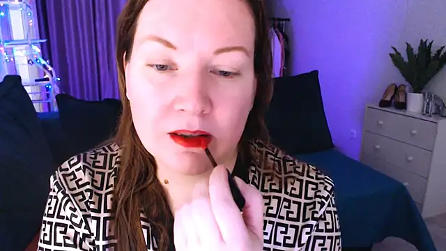 Snapshot of GoddessLara chatting on 14, 3, 2025 GoddessLara online show from 14, 3, 2025