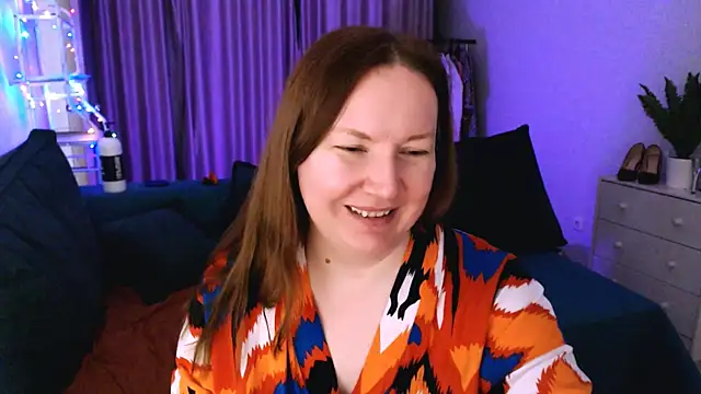 Snapshot of GoddessLara chatting on 18, 3, 2025 GoddessLara online show from 18, 3, 2025