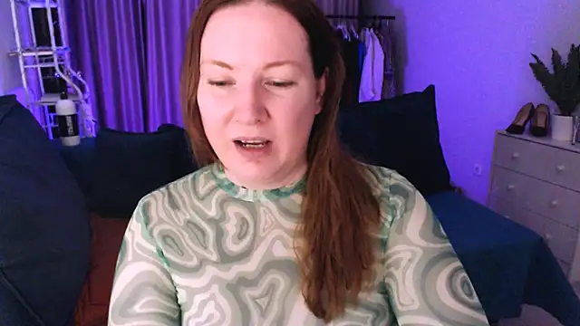 Snapshot of GoddessLara chatting on 21, 3, 2025 GoddessLara online show from 21, 3, 2025