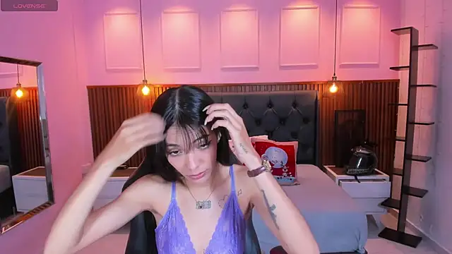 AMELIELEONE online show from 18, 11, 2025