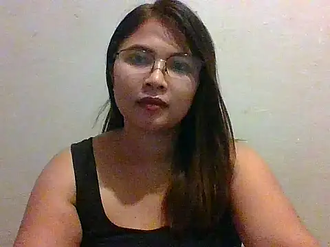 Snapshot of wildsexypinay33x chatting on 30, 10, 2025 wildsexypinay33x online show from 30, 10, 2025