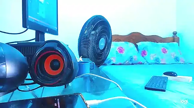 cositarrica xxx online show from 19, 2, 2025