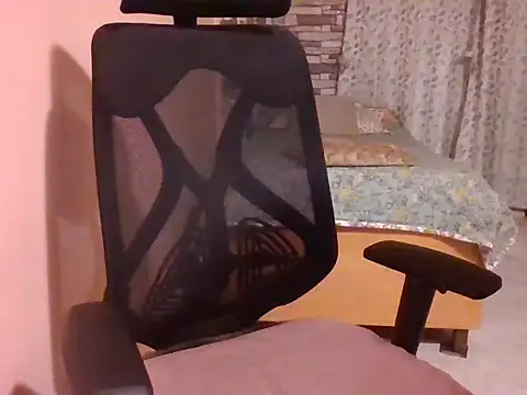 Pinky 4 online show from 18, 2, 2025