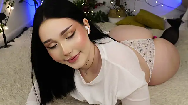 ScarletBlaze online show from 2, 2, 2025