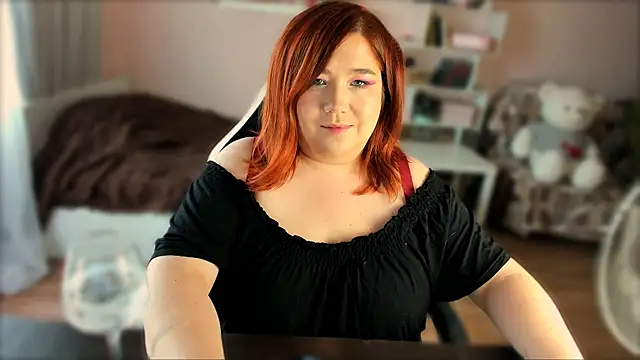 Snapshot of Vi-Vixen chatting on 15, 9, 2025 Vi-Vixen online show from 15, 9, 2025