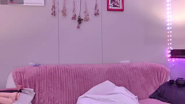 ScarletCarnal online show from 16, 11, 2025