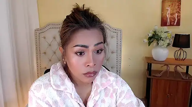 DreamLADYBOY online show from 26, 2, 2025
