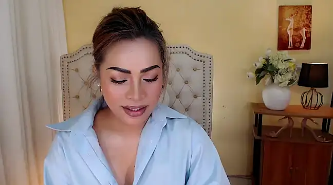 DreamLADYBOY online show from 27, 2, 2025