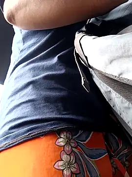 Simone Miller online show from 5, 3, 2025