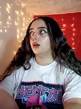 IvonneT online show from 5, 12, 2024