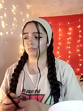 IvonneT online show from 31, 1, 2025