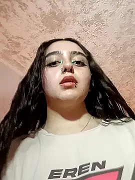 IvonneT online show from 9, 2, 2025