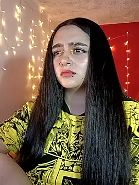 IvonneT online show from 26, 2, 2025