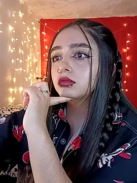 IvonneT online show from 16, 3, 2025