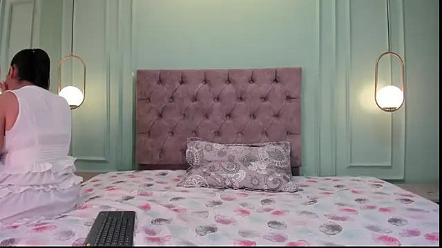 kathe hot online show from 22, 2, 2025