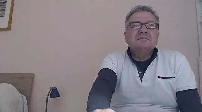 YOU6me online show from 15, 1, 2025