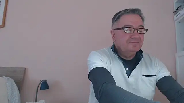 YOU6me online show from 17, 2, 2025