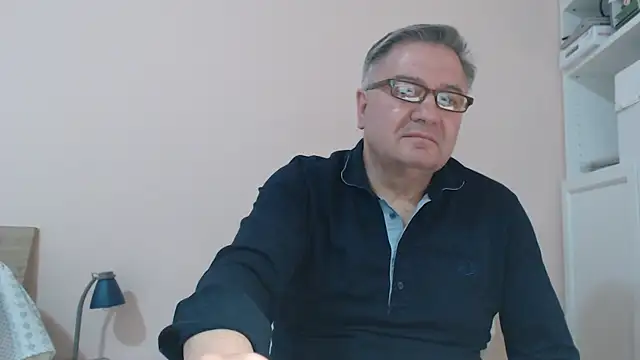 YOU6me online show from 22, 2, 2025