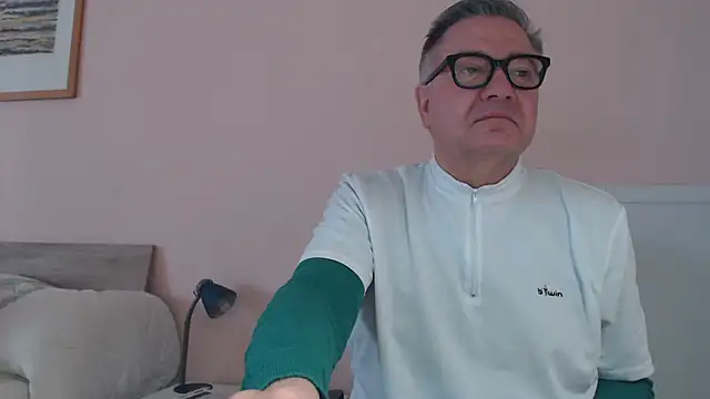 YOU6me online show from 5, 12, 2025