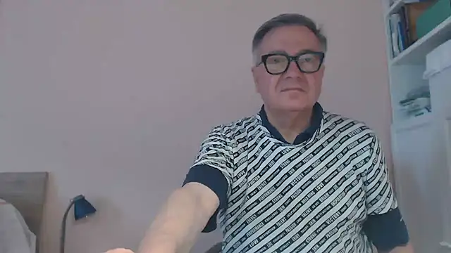 Snapshot of YOU6me chatting on 14, 6, 2026 YOU6me online show from 14, 6, 2026