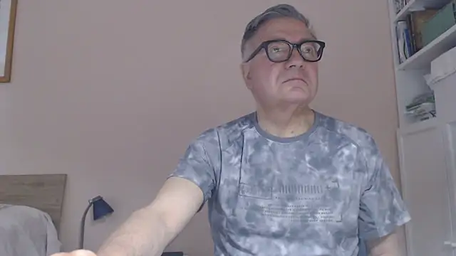 Snapshot of YOU6me chatting on 15, 6, 2026 YOU6me online show from 15, 6, 2026