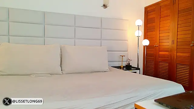 lissetlong69 online show from 24, 2, 2026