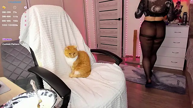 Ophelia mm online show from 19, 9, 2025