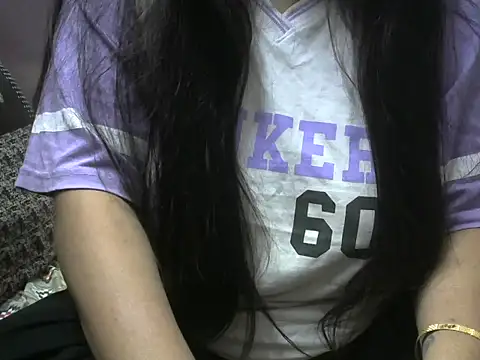 Bold-Radhika online show from 18, 11, 2025